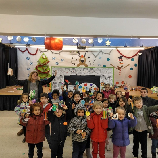 MERCADILLO SOLIDARIO 2ª PARTE 2019  11