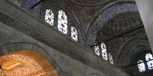 Interior del Mihrimah Camii en Uskudar, Estambul, Turquía