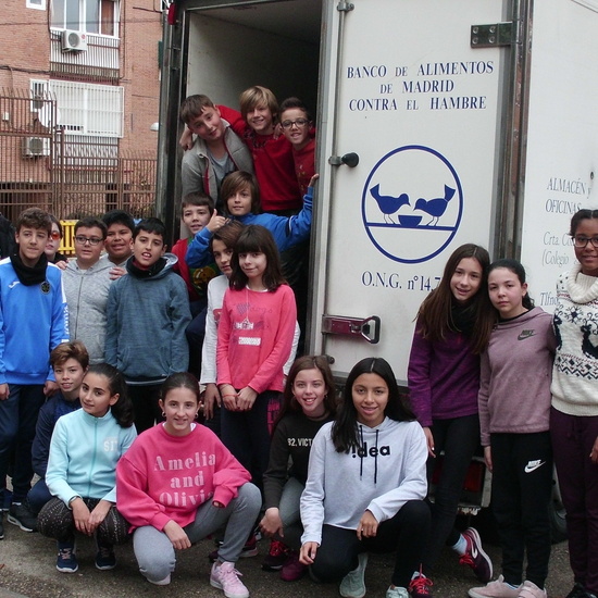 SOLIDARIDAD EN NAVIDAD EN EL HOSTOS 22