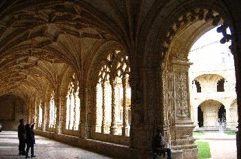 Interior del Monasterio de los Jerónimos, Lisboa, Portugal
