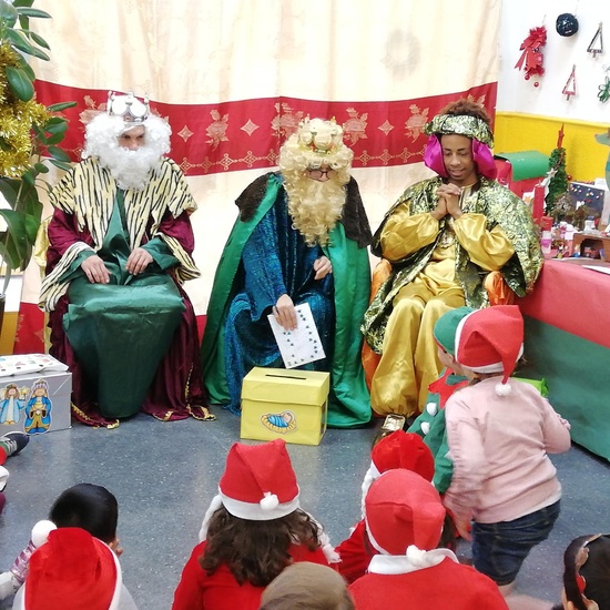 VISITA REYES MAGOS. 1. 18-19 28