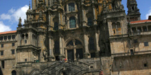 Cadillac delante de la Catedral de Santiago de Compostela, La Co