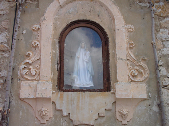 Hornacina con Santa Lucía en Carabaña