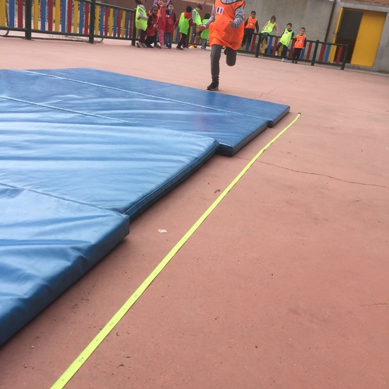 Miniolimpiadas. 1º y 2º 4