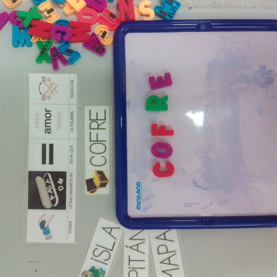 Seminario:material manipulativo para infantil y primaria adaptado a alumnos con T.E.A. 19