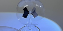 Funcionamiento de radiómetro de Crookes bajo luz VIS y UV