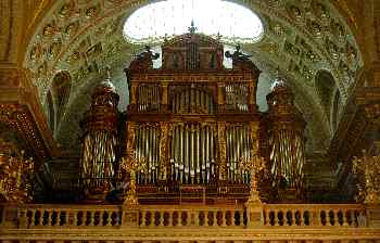 órgano de la Catedral de San Matías, Budapest, Hungría