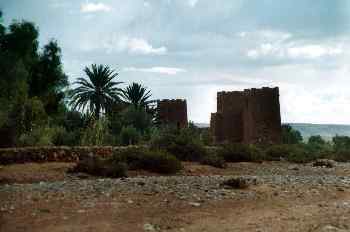 Fortaleza de piedra en un oasis, Ouarzazate, Marruecos