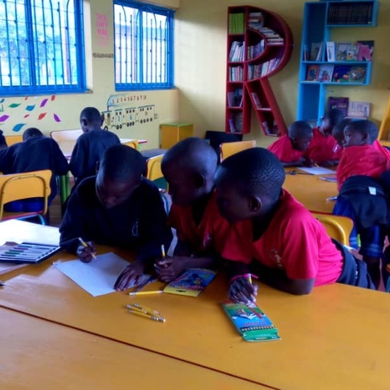 2019_10_10_Biblioteca de Kumwenya School_CEIP FDLR_Las Rozas 16