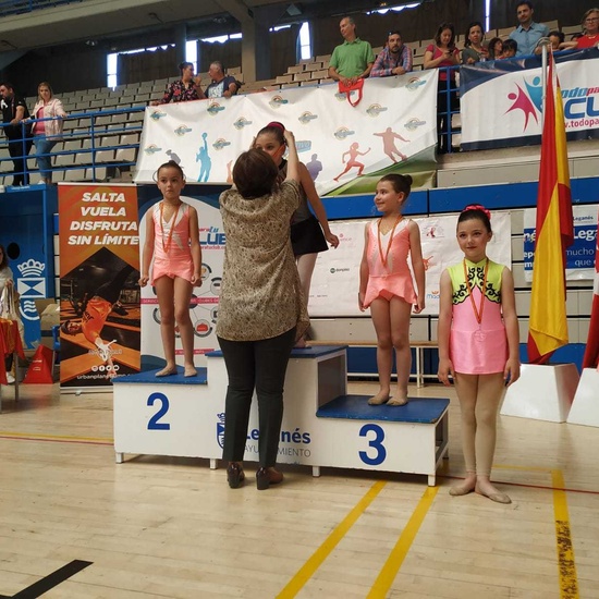 Nuestros deportistas disfrutan de las competiciones (AMPA) 2 7