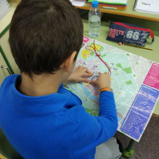 Orientamos el plano con ayuda de la brújula 14