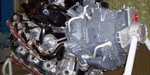 Motor de 4 estrellas con 36 cilindros