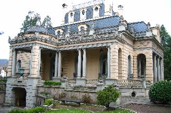 Torre Malagrida, Olot, Garrotxa, Gerona