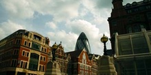Saint Mary Axe desde Liverpool Street, Londres
