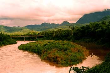 Isla interior en el rio Mekong, Laos