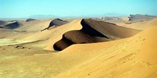 Ondulaciones en las dunas, Namibia