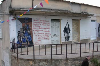 Murales en las calles de Orgosolo, Cerdeña, Italia