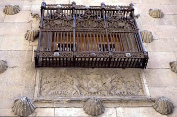 Balcón de la Casa de las Conchas, Salamanca