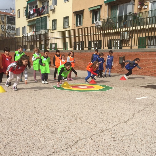 Miniolimpiadas. 1º y 2º 12