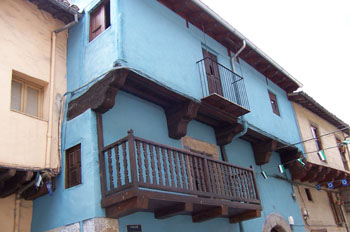 Casa de las muñecas, Garganta la Olla, Cáceres
