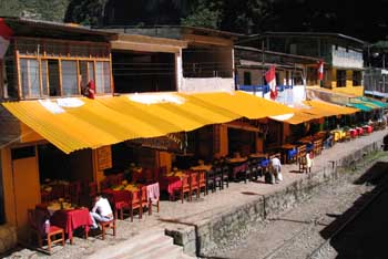 Aguas Calientes, cerca de Machu Pichu, Perú