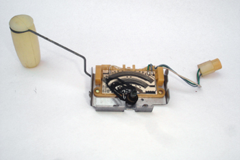 Aforador de gasolina.Detalle del potenciómetro de medida.