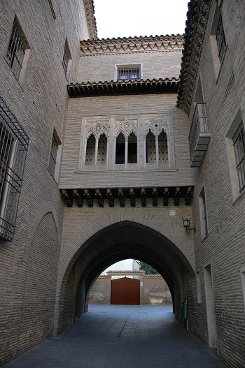 Arco de la casa del Deán de Zaragoza