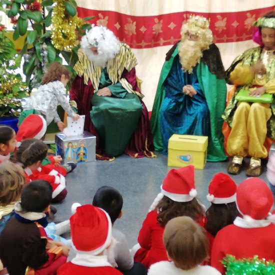 VISITA REYES MAGOS. 1. 18-19 21