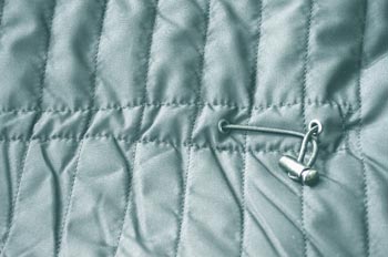 Cordón-goma en vaina