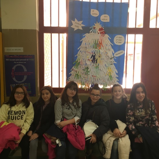 IES JORGE GUILLEN. El árbol de navidad de francés