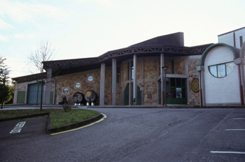 Fachada del Museo de la Sidra de Asturias, Nava