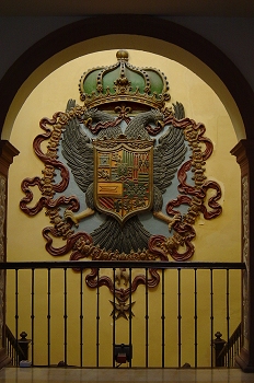 Escudo imperial de carlos V, Huesca