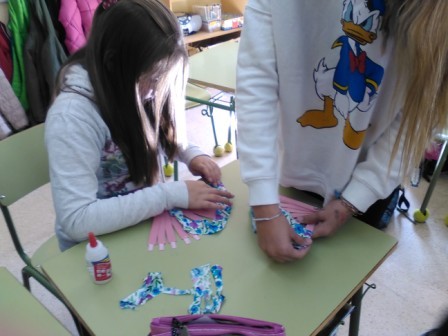 2017_04_PLASTICA_PROYECTO DIA DE LA MADRE_SEXTO C 7