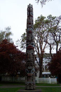 Totem, Parque Thunder Bird, Victoria