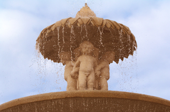 Fuente de la Alcachofa, Parque del Retiro, Madrid