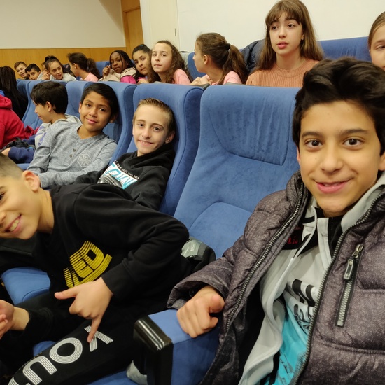 TARZAN PLAY PHOTOS 5