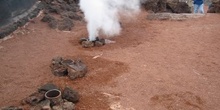 Chorros de vapor en Timanfaya