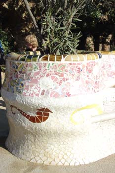 Detalle parque serpenteante, Parque Güell, Barcelona