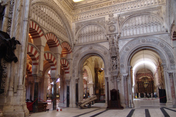 Arquerías de la Mezquita de Córdoba, Andalucía