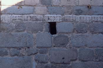 Detalle del friso de la Iglesia de San Salvador, Toledo