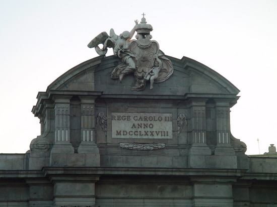 Detalle de la Puerta de Alcalá de Madrid