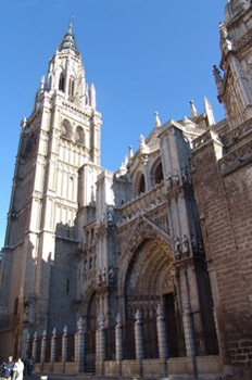 Fachada y torre de la Catedral de Toledo, Castilla-La Mancha