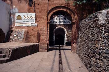 Entrada de la mina el Edén, Zacatecas, México