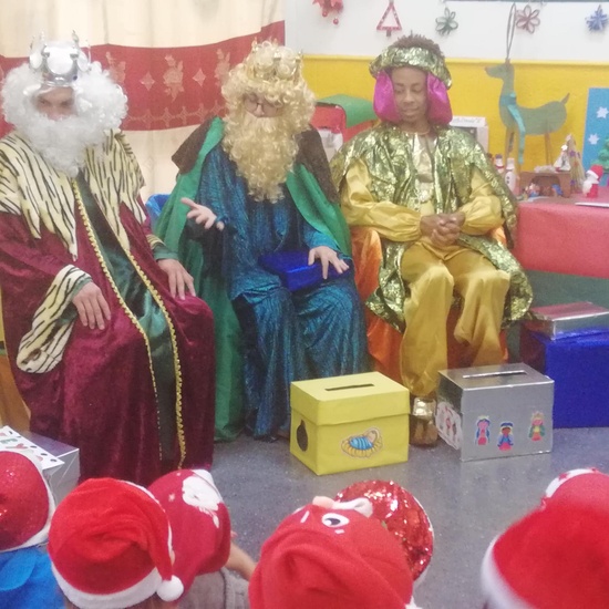 VISITA REYES MAGOS. 2. 18-19 17