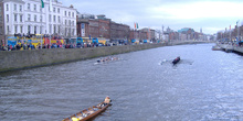 Río Liffey en Dublín (Irlanda)