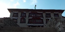 Entrada al monasterio de Tengboche