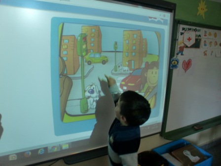 2017_02_LAS ABEJAS CIBERNETICAS 11