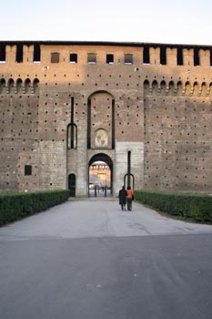 Entrada del Castello Sforzesco, Milán