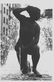 Detalle fuente en Plaza España, Madrid