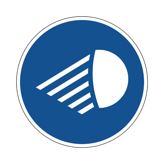 Alumbrado de cruce o de corto alcance obligatorio